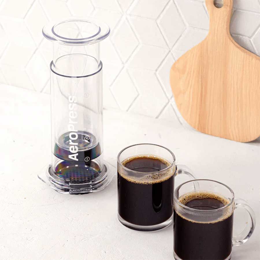 AeroPress XL Clear Coffee Maker Kaffeebereiter, inkl. Karaffe + Papierfiltern