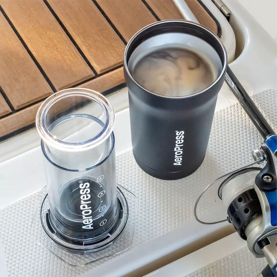 AeroPress Go Plus Travel System Kaffeebereiter mit Becher für unterwegs