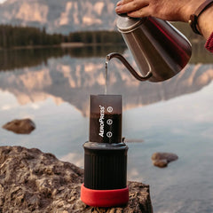 AeroPress Go Coffee Maker Kaffeebereiter, inkl. 100 Filtern