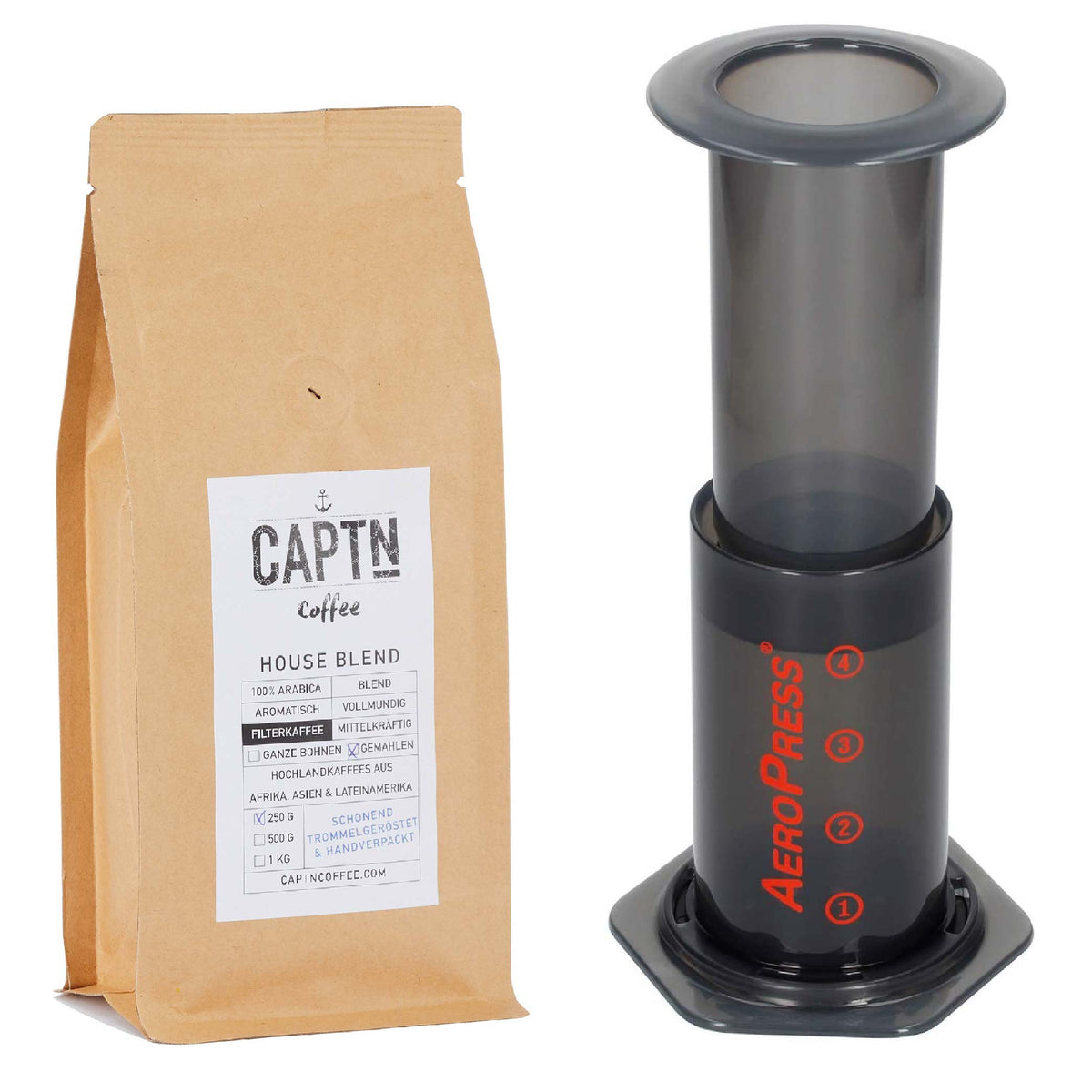 AeroPress und Kaffee im Set