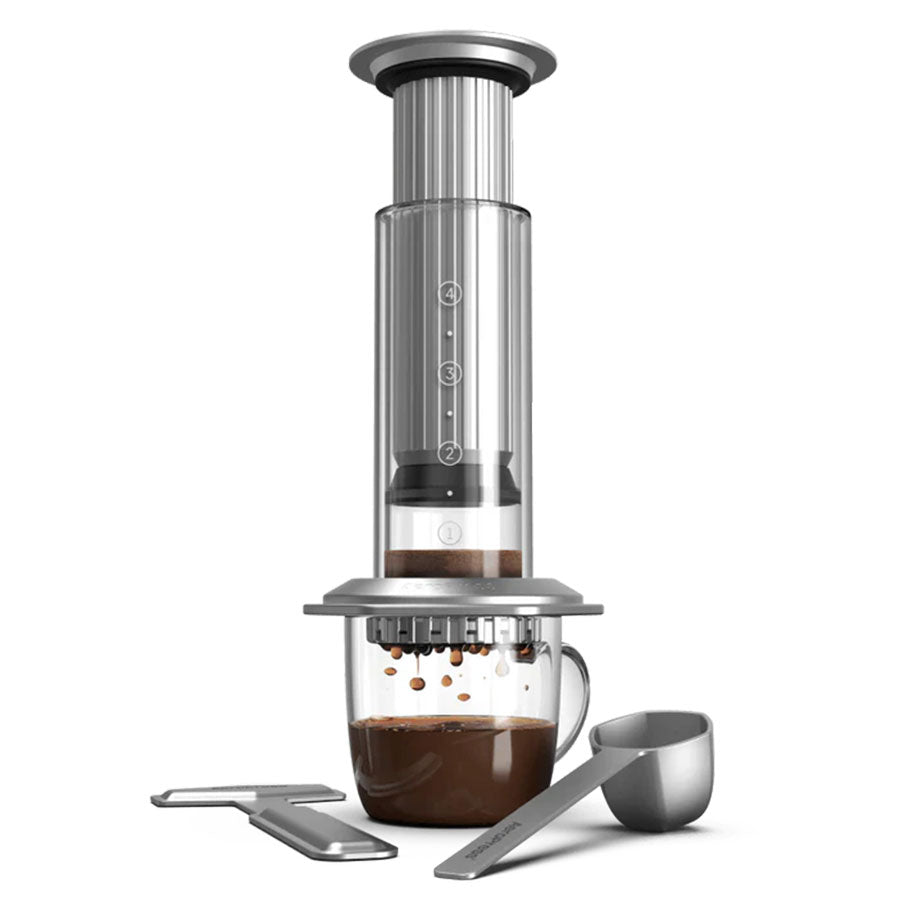 AeroPress Premium Coffee Press, Kaffeebereiter aus Glas und Edelstahl mieten mtl.