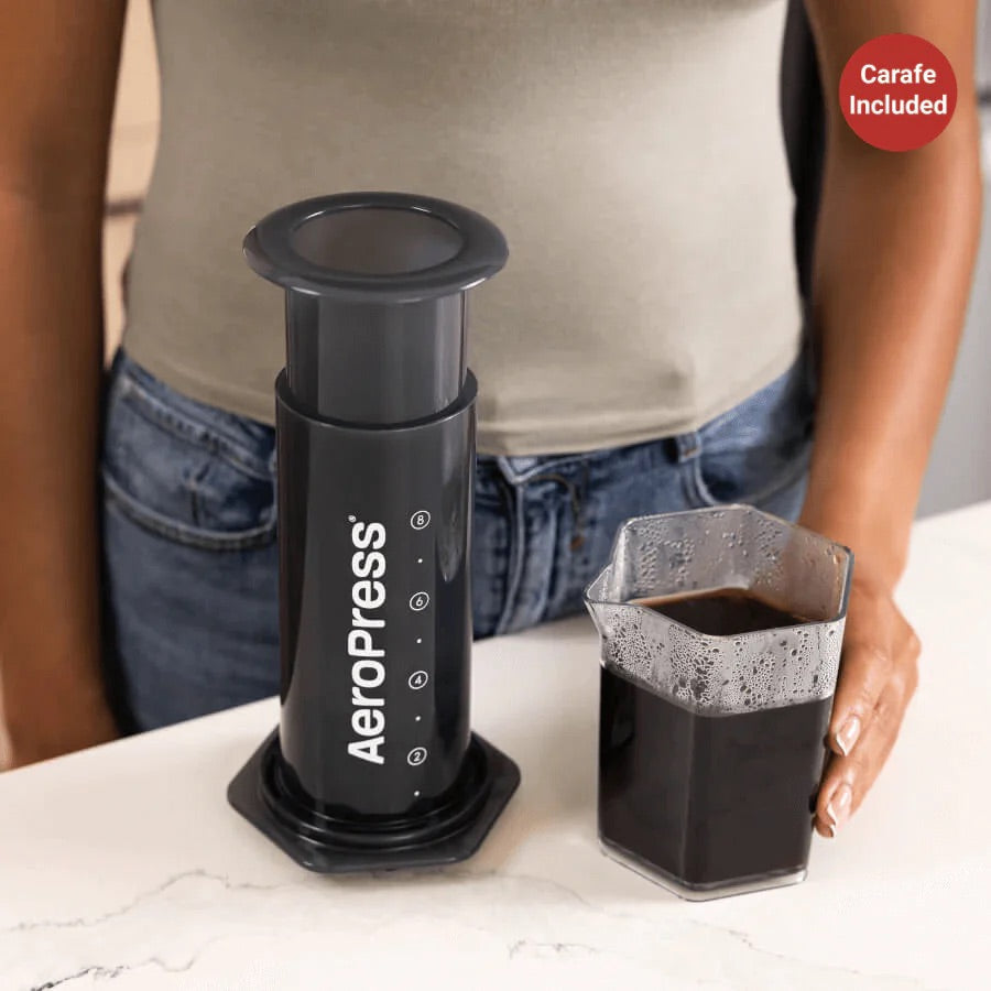 AeroPress XL Coffee Maker Kaffeebereiter, inkl. Karaffe + 100 Filtern