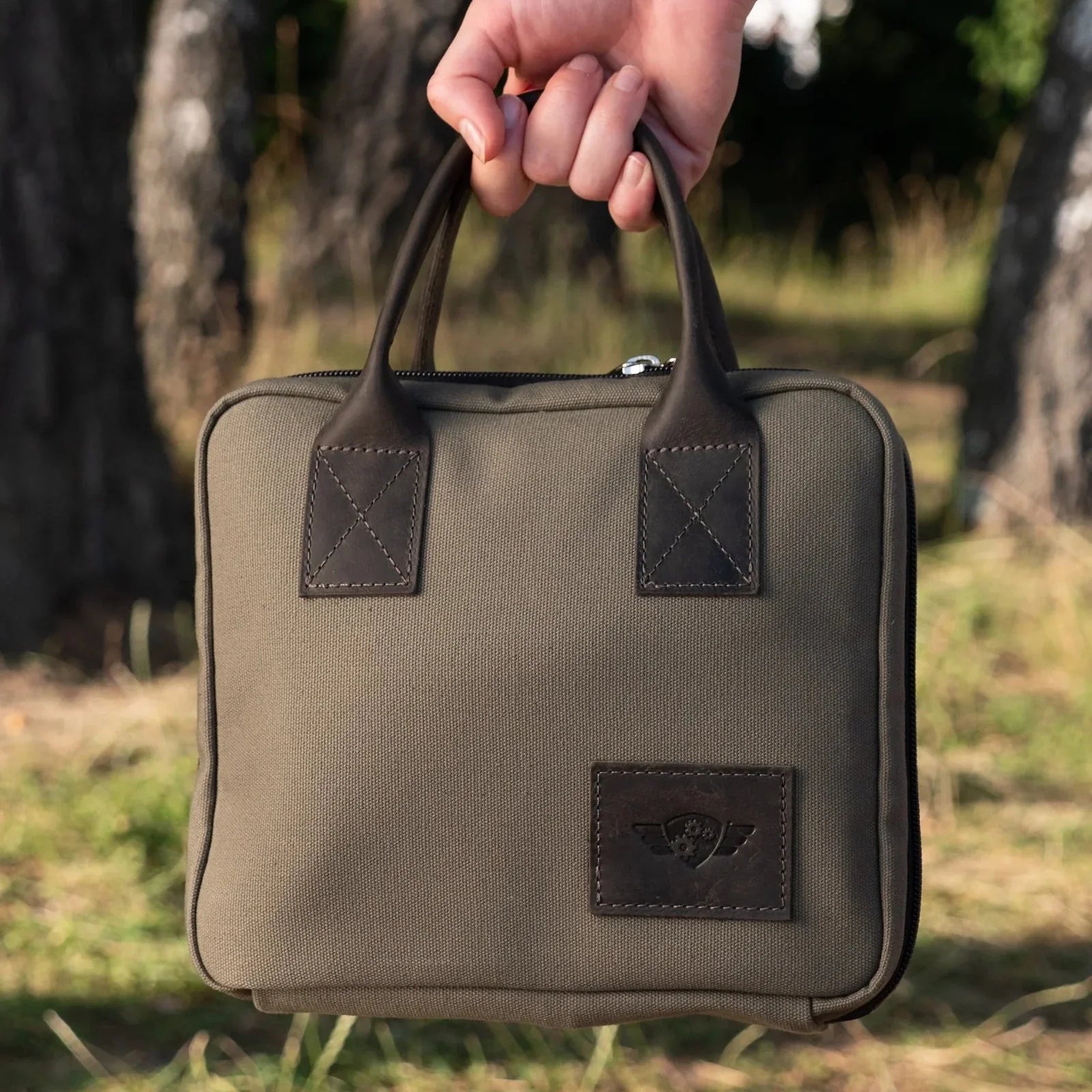 Comandante Kaffeemühle C40 MK4 Nitro Blade | Vintage Oak Classic Bundle + Travel Bag XL Forest