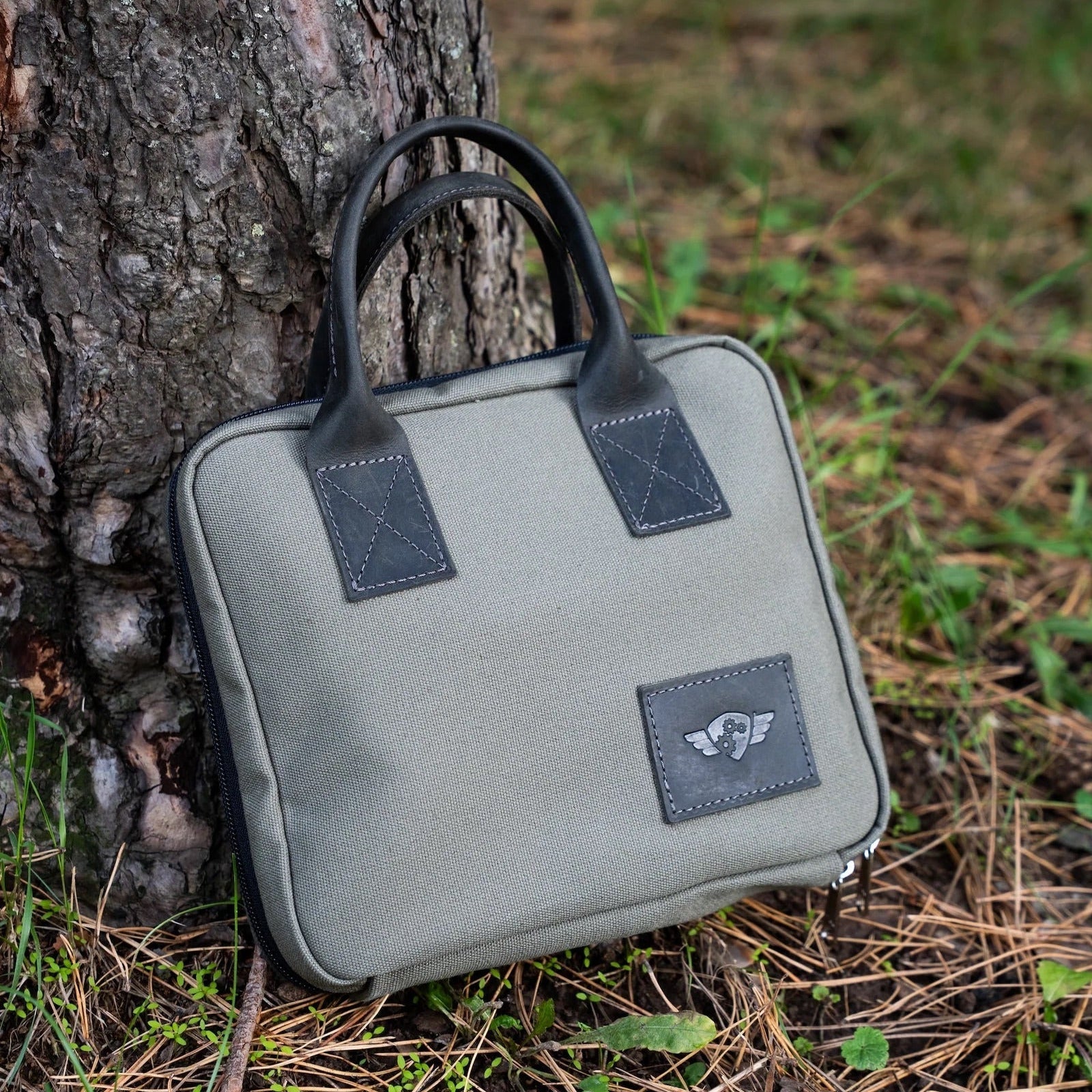 Comandante Kaffeemühle C40 MK4 Nitro Blade | Vintage Oak Classic Bundle + Travel Bag XL Forest