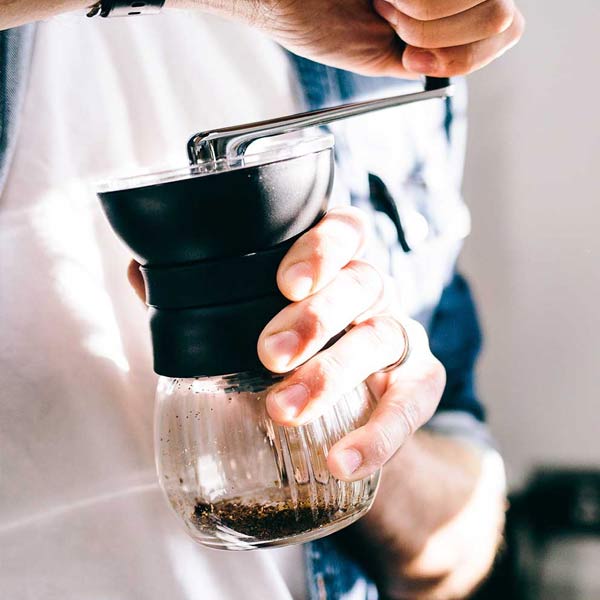 Hario Kaffeemühle Skerton Pro, Keramik-Kegelmahlwerk